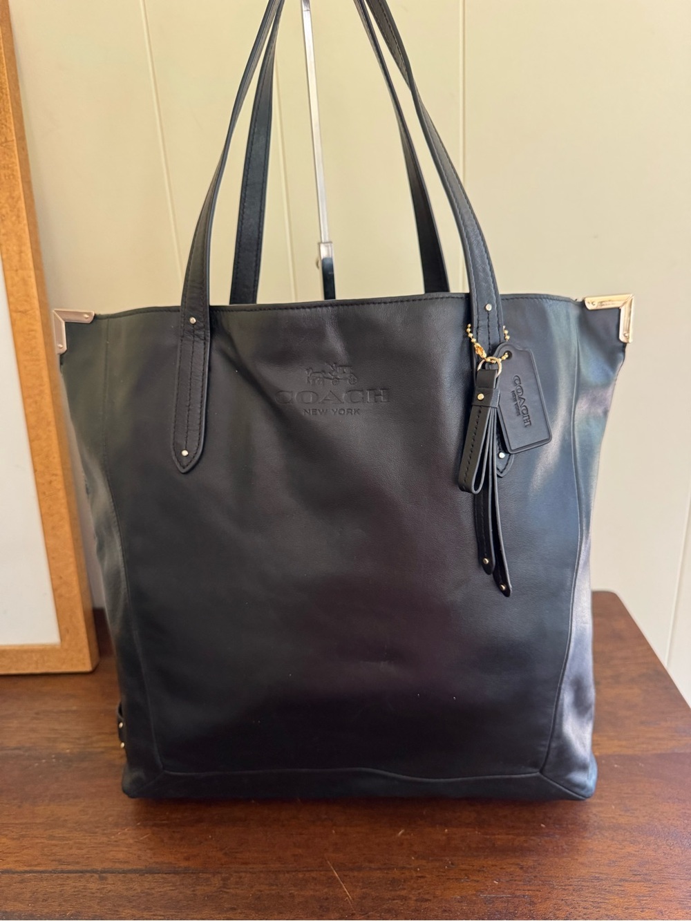 COACH Black Leather Corner Latch Market Tote - Excellent Condition